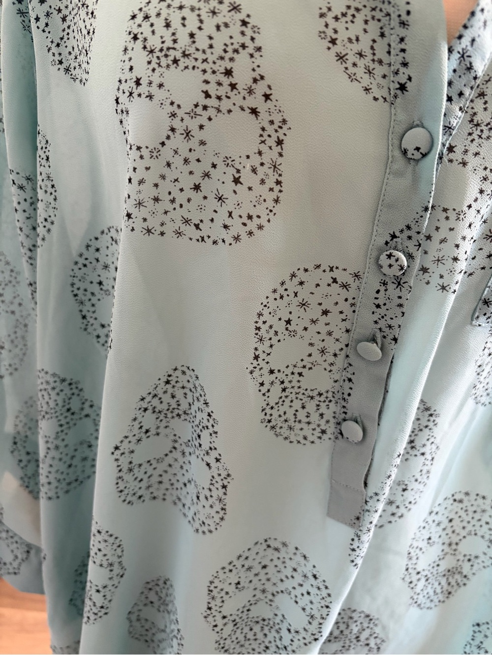 Torrid skull sheer top - Picture 2 of 6